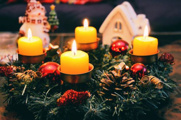 holiday-traditions-advent-wreath
